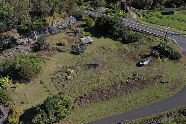 Listing Image for 1575 Kamehameiki Rd Unit 1 33 of 39