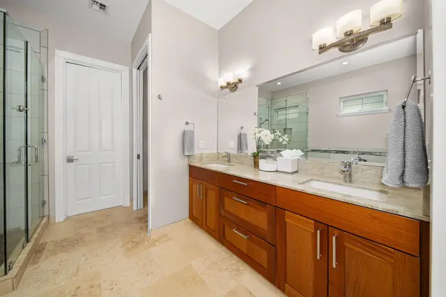 Listing Image for 3535 Akala Dr Unit A 17 of 50