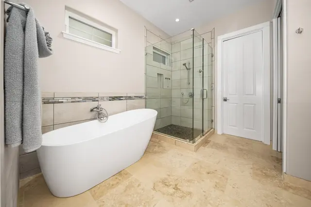 Listing Image for 3535 Akala Dr Unit A 18 of 50