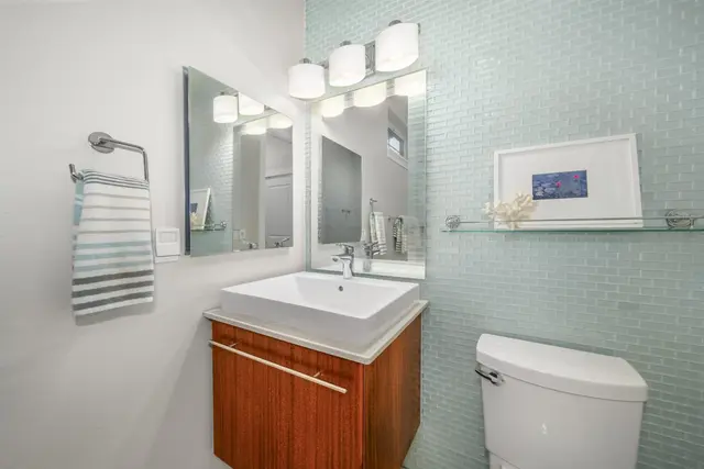 Listing Image for 3535 Akala Dr Unit A 39 of 50