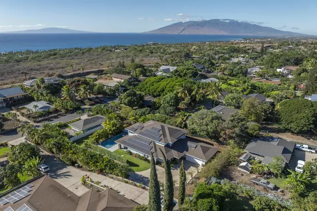 Listing Image for 3535 Akala Dr Unit A 7 of 50