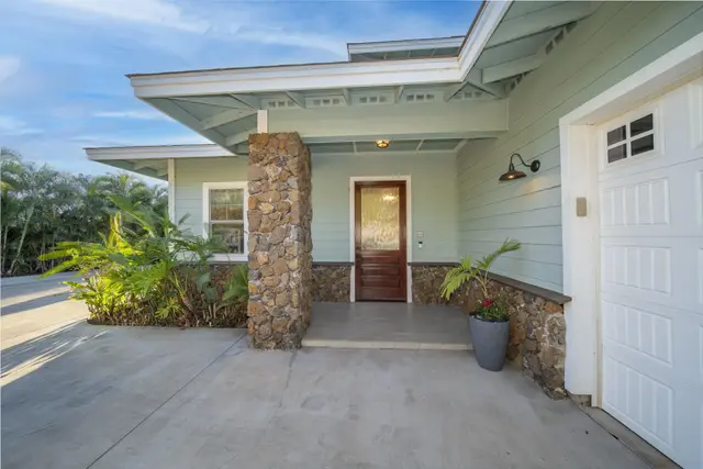 Listing Image for 3535 Akala Dr Unit A 9 of 50