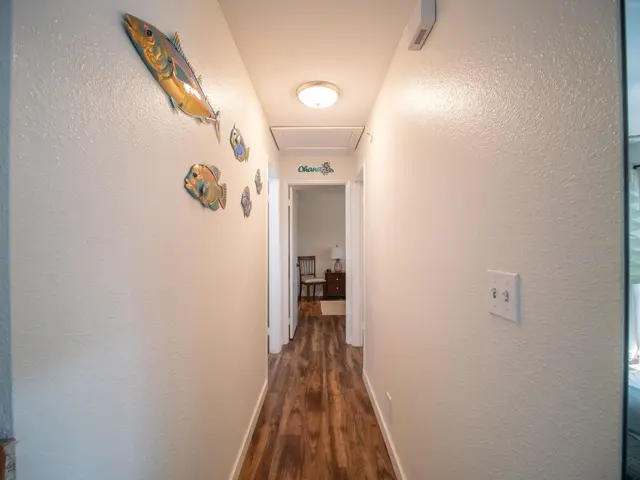 Listing Image for 140 Uwapo Rd 33-202 7 of 24