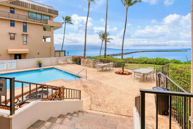 Listing Image for 30 Hauoli St 411 23 of 40