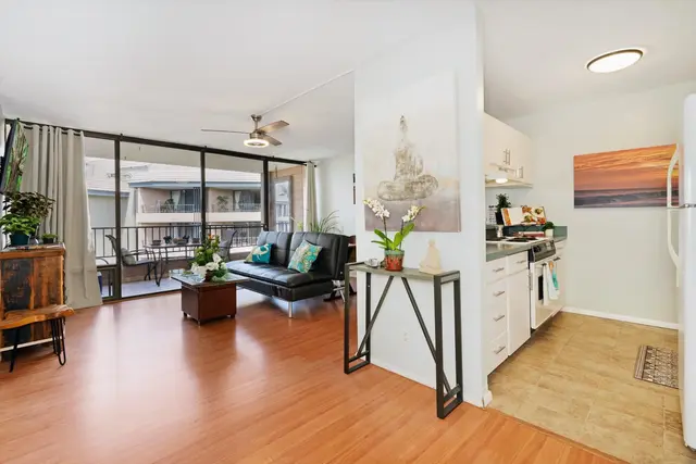 Listing Image for 30 Hauoli St 411 3 of 40