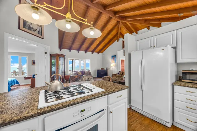 Listing Image for 1587 Polipoli Rd 19 of 41