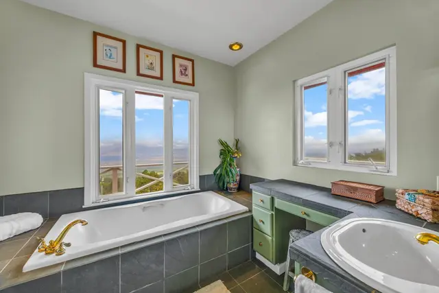 Listing Image for 1587 Polipoli Rd 23 of 41