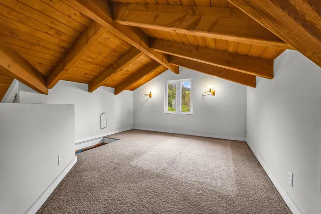 Listing Image for 1587 Polipoli Rd 32 of 41