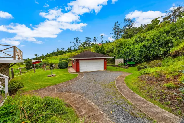 Listing Image for 1587 Polipoli Rd 33 of 41
