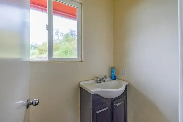 Listing Image for 1587 Polipoli Rd 35 of 41