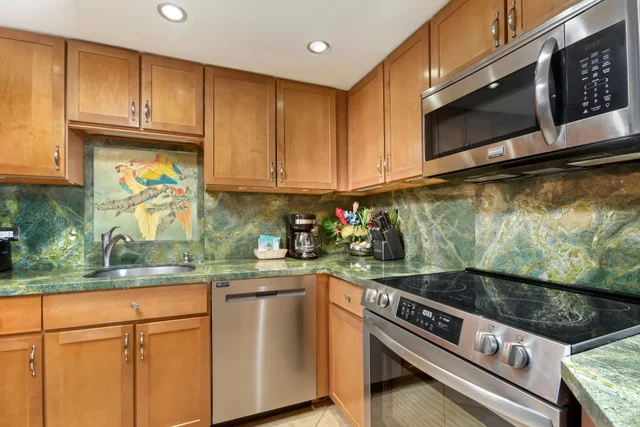 Listing Image for 3445 Lower Honoapiilani Rd 304 12 of 41