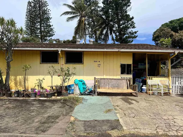 Listing Image for 5155 Kipulu Pl D 1 of 7