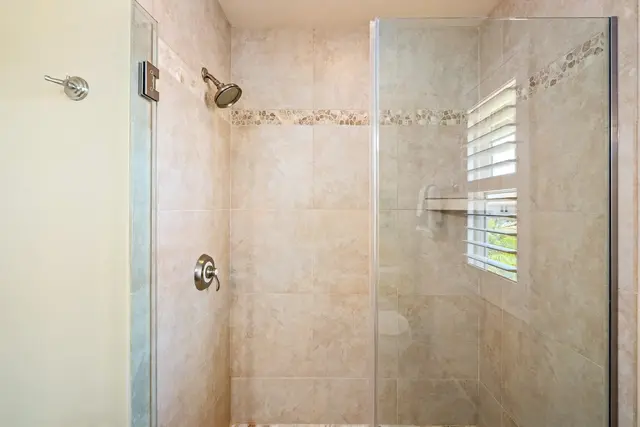 Listing Image for 102 Umeke St 38 22 of 50