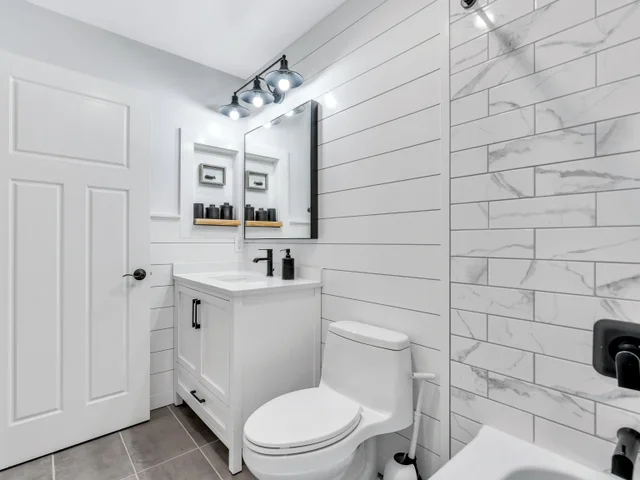 Listing Image for 45 E Kuu Aku Ln 312 16 of 30