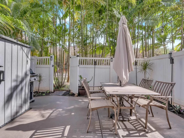 Listing Image for 45 E Kuu Aku Ln 312 24 of 30