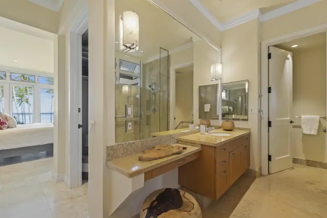 Listing Image for 32 Coconut Grove Ln 32 13 of 47