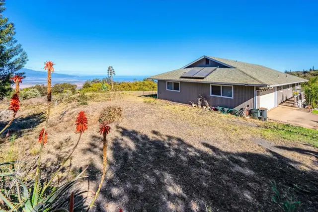 Listing Image for 22 Malia Iokepa Pl 12 of 50
