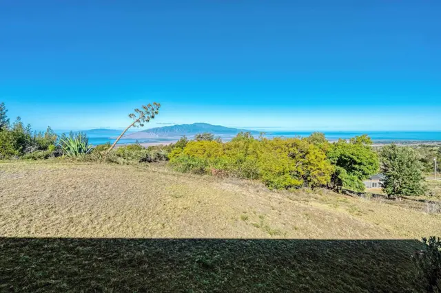 Listing Image for 22 Malia Iokepa Pl 23 of 50