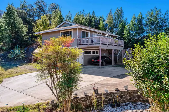 Listing Image for 22 Malia Iokepa Pl 27 of 50