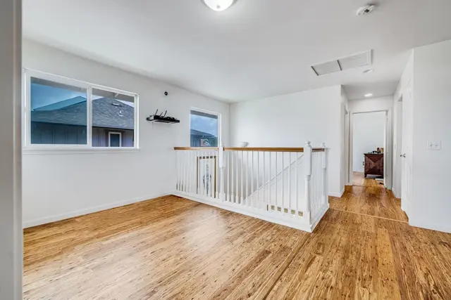 Listing Image for 221 Molehulehu St 32 of 39