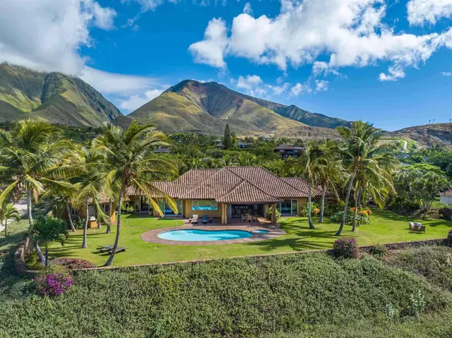 Listing Image for 51 Awaiku St A 1 of 39