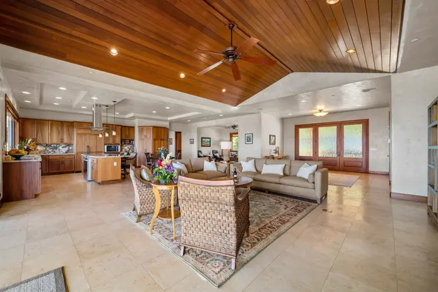 Listing Image for 51 Awaiku St A 11 of 39