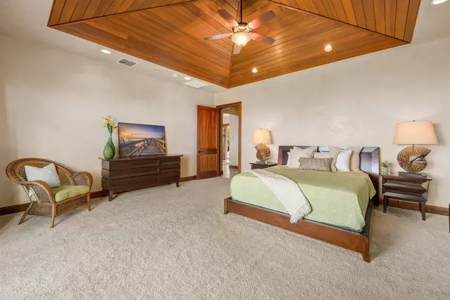 Listing Image for 51 Awaiku St A 14 of 39