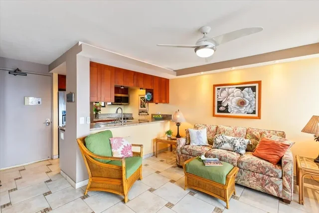 Listing Image for 191 N Kihei Rd 402 14 of 48