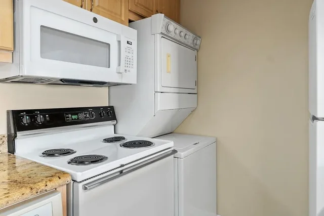 Listing Image for 2385 S Kihei Rd 604 23 of 37