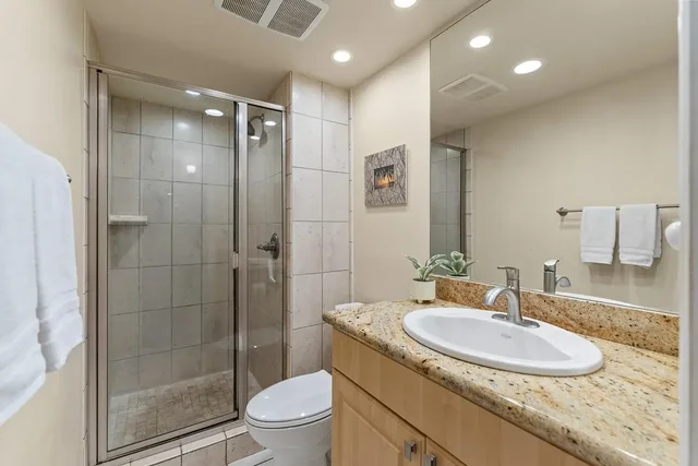 Listing Image for 2385 S Kihei Rd 604 32 of 37