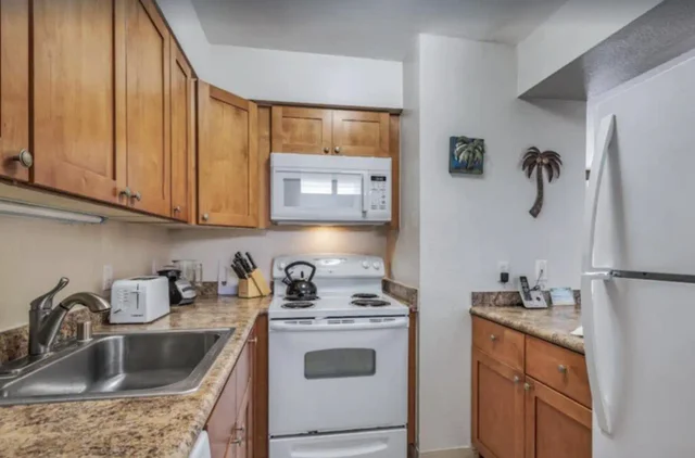 Listing Image for 4365 Lower Honoapiilani Rd 906 5 of 17