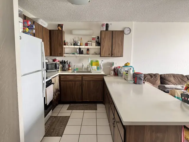 Listing Image for 493 Pio Dr 408 3 of 15