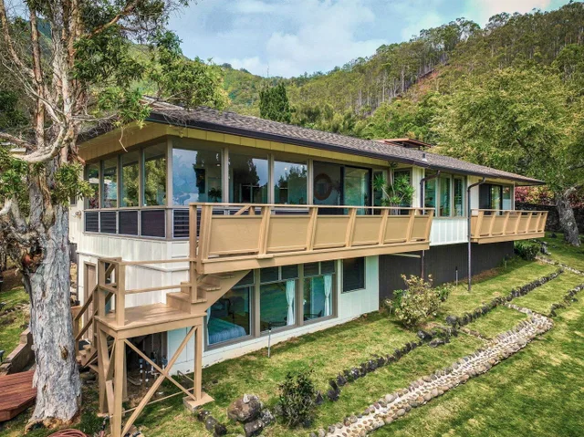 Listing Image for 3051 Alaneo Pl 2 of 49