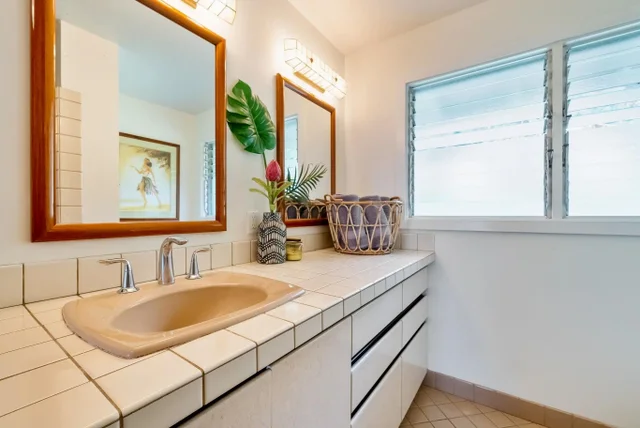 Listing Image for 3051 Alaneo Pl 34 of 49