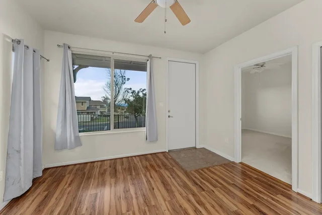 Listing Image for 212 Hooulu Ln 401 12 of 50