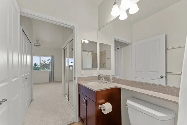 Listing Image for 212 Hooulu Ln 401 31 of 50