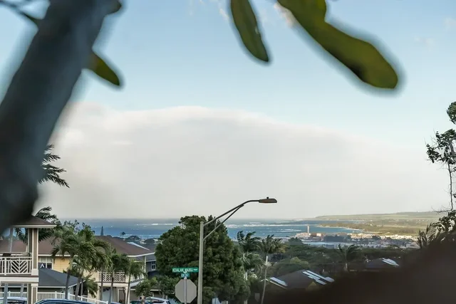 Listing Image for 212 Hooulu Ln 401 4 of 50