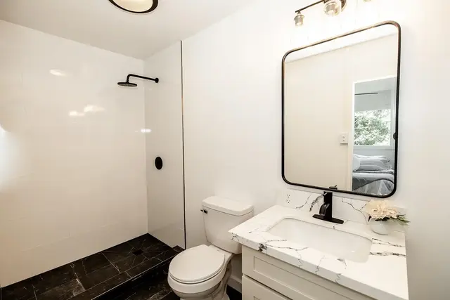 Listing Image for 1706 Haiku Rd A 17 of 34