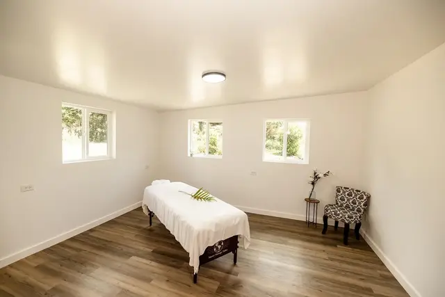 Listing Image for 1706 Haiku Rd A 24 of 34