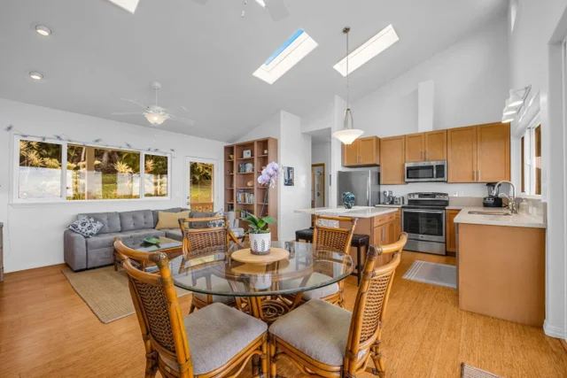 Listing Image for 445 Kaukini Loop 22 of 38