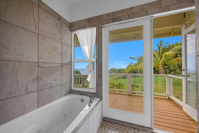 Listing Image for 445 Kaukini Loop 28 of 38