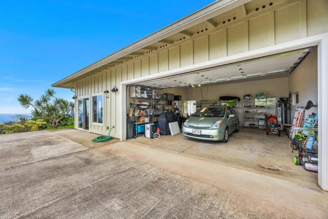 Listing Image for 445 Kaukini Loop 31 of 38