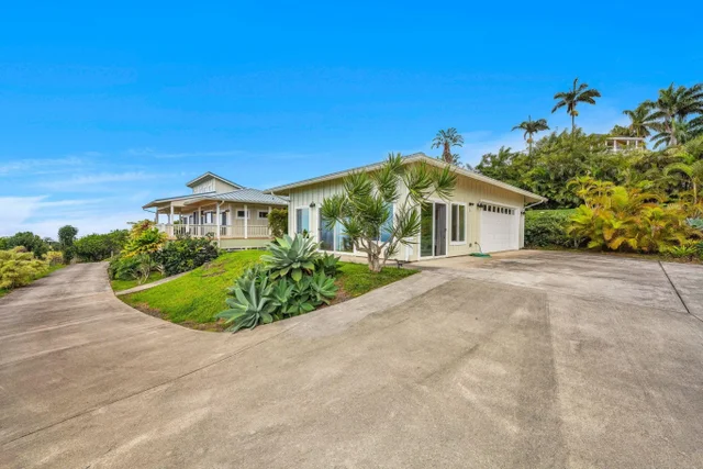 Listing Image for 445 Kaukini Loop 35 of 38