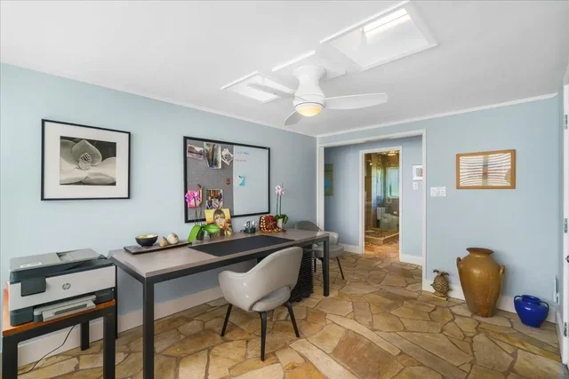 Listing Image for 20 Hui Rd I 25 32 of 50