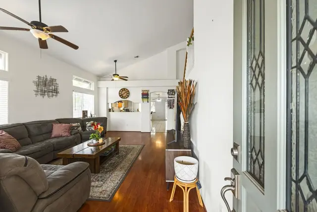 Listing Image for 7 Loihi Pl 4 of 19
