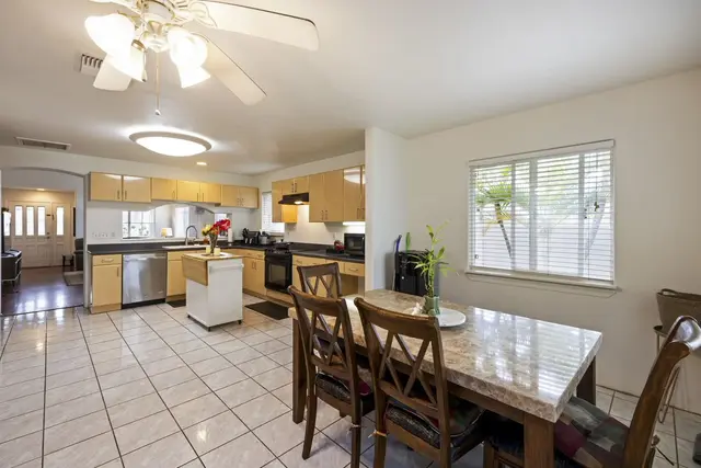 Listing Image for 7 Loihi Pl 7 of 19