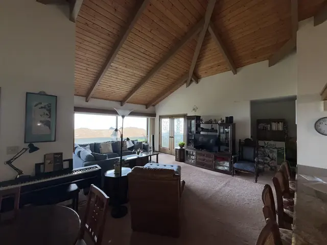 Listing Image for 526 Iiwi Way 13 of 19