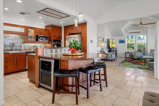 Listing Image for 757 Kakalina Pl 13 of 50