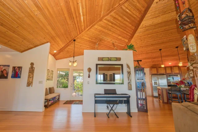 Listing Image for 170 Ulua Rd 4 of 49