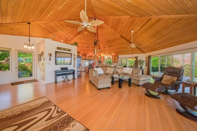 Listing Image for 170 Ulua Rd 9 of 49